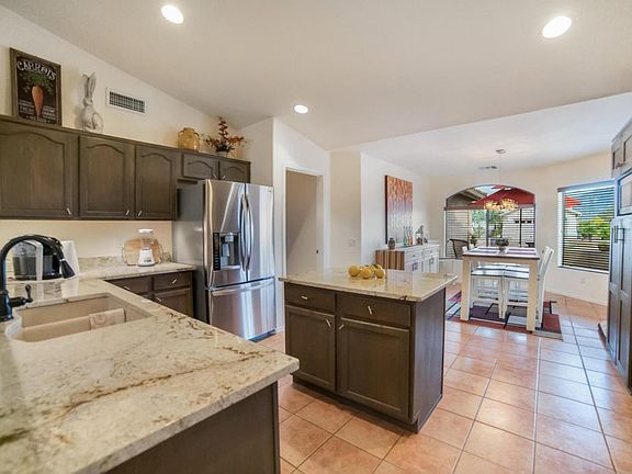 5th image of 39082 S Windwood Dr