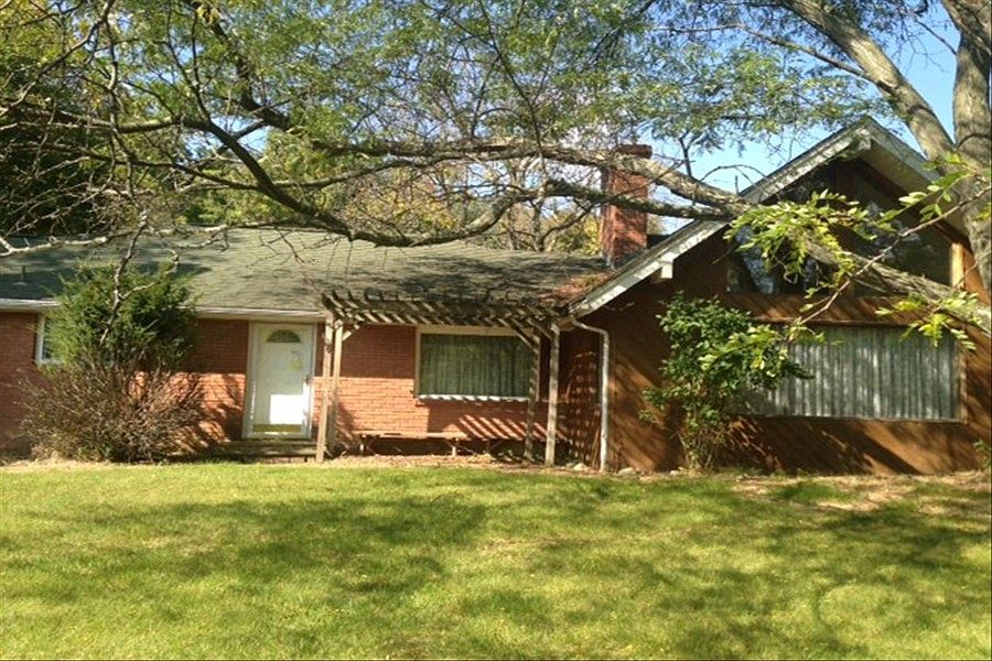 1st image of 32 Maharay Ln