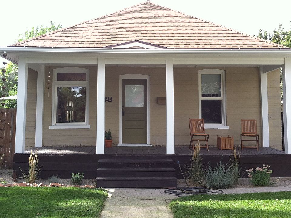 1st image of 868 E Roosevelt Ave