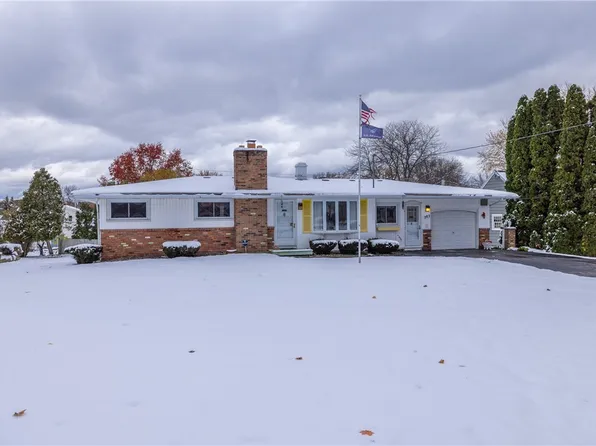 282 Straub Rd, Rochester, NY 14626