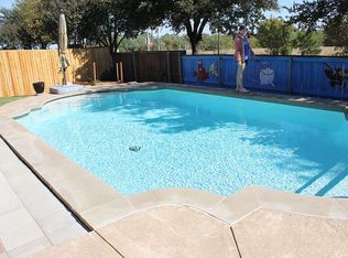 10511 Highland Ridge Rd, Fort Worth, TX 76108