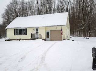 18 Gridley Pl, Sauquoit, NY 13456