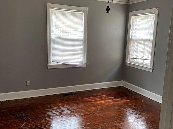 4th image of 718 McKewn St