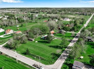 Thompson Rd, Clarence, NY 14031