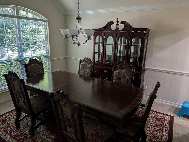 8018 Emperors Pass — Photo 4