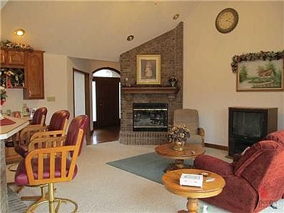5th image of 6332 Quail Creek Blvd
