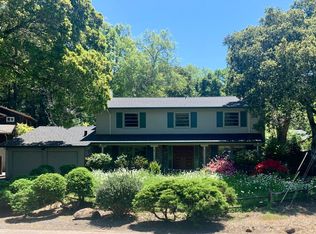 2 Castle Rock Ave, Woodacre, CA 94973