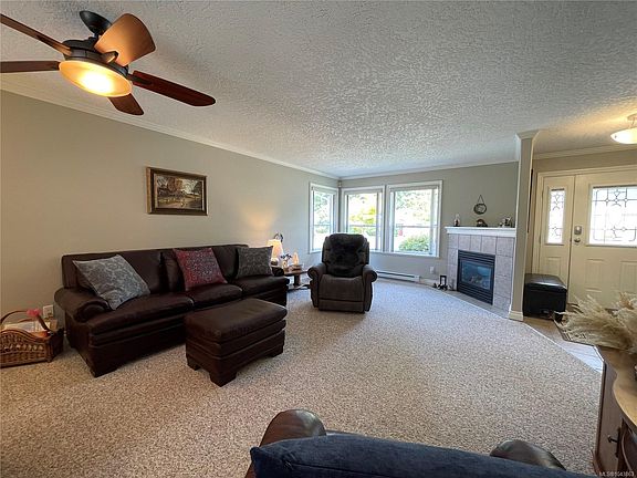 5th image of 3101 Herons Way #19