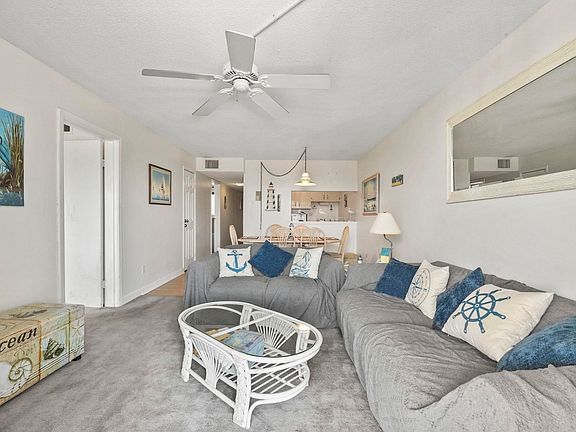 3rd image of 601 Mitchell Dr. #401