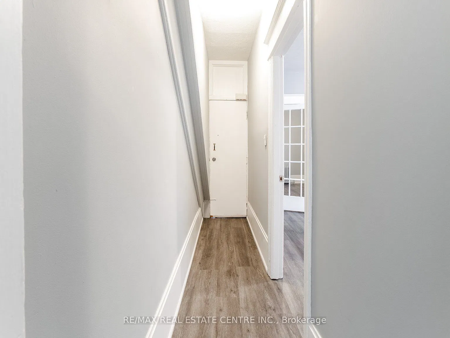 2 bed, $2,250 — Photo 2