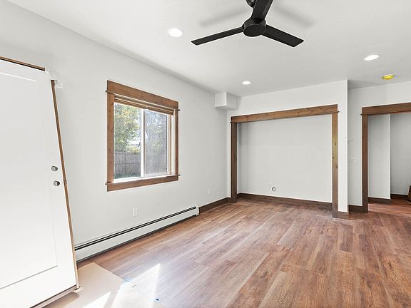 3rd image of 11 W College St Unit 2