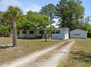 107 Bogue Sound Dr, Cape Carteret, NC 28584