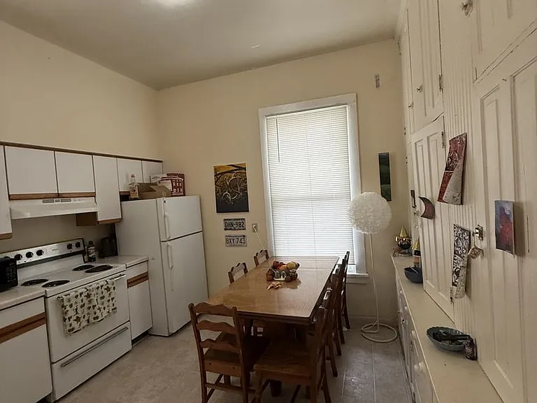 301 N Pinckney St — Photo 8