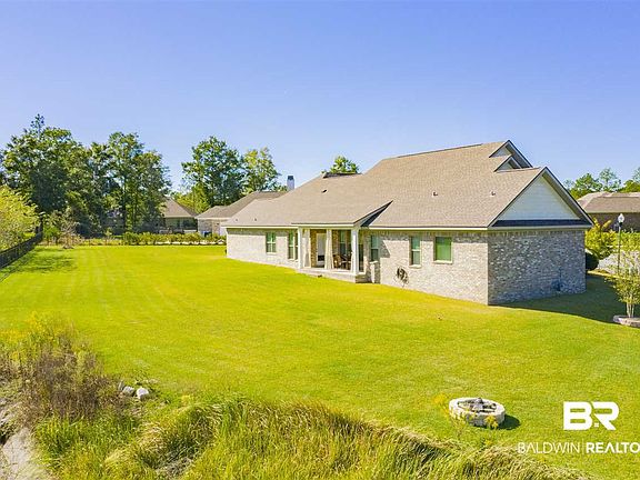 3rd image of 7794 Pine Run Ct