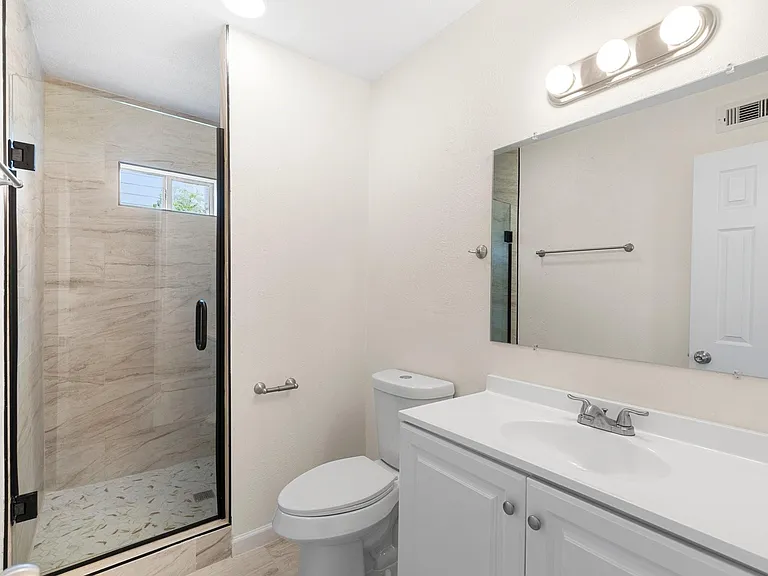 1309 Bragg St — Photo 31