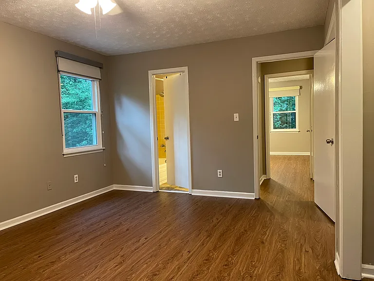 1340 Willivee Dr — Photo 8
