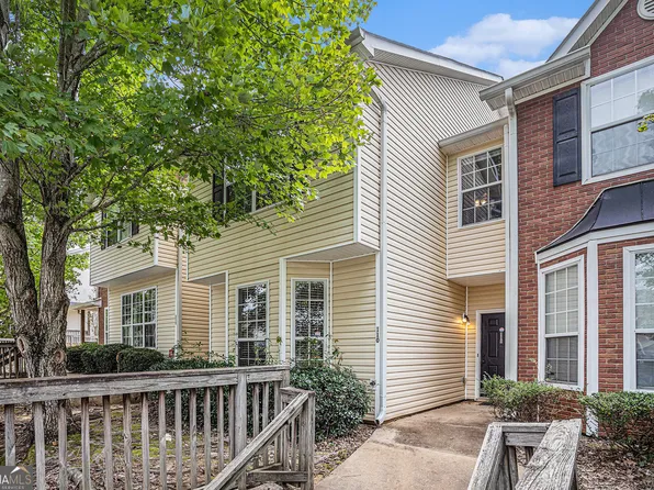 110 NW Hawkeye Ln, Conyers, GA 30012