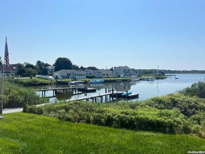 2 Little Neck Road, Southampton, NY, 11968