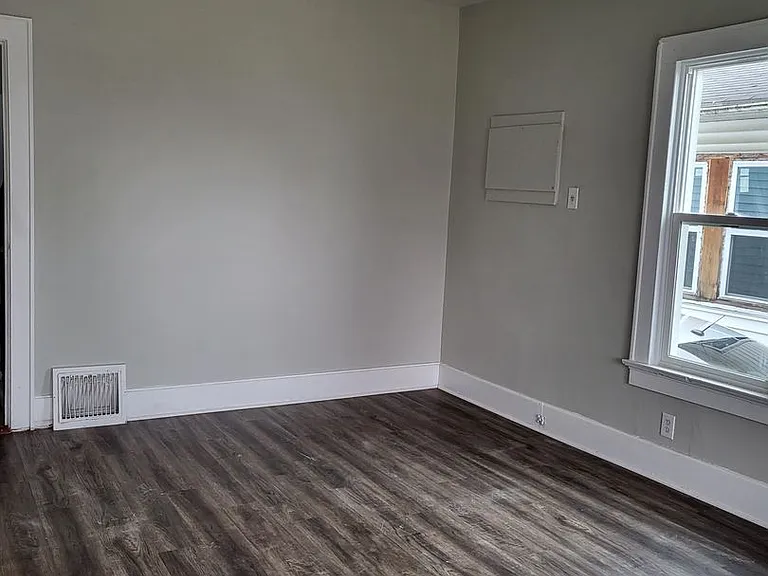 1104 Adams Ave — Photo 14