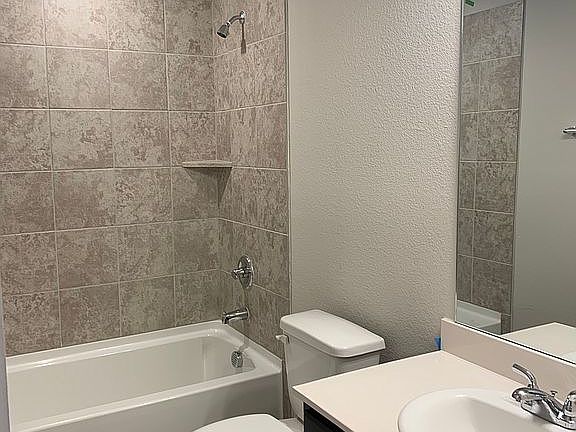 5th image of 3425 Cricket Dr