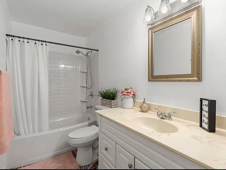 Carillo Cir — Photo 11