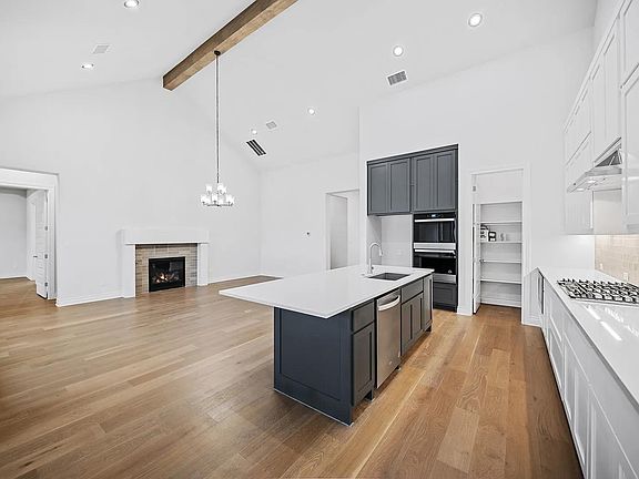 The Sumlin II Kitchen