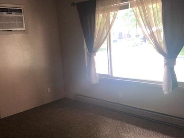 604 8th Ave NE APT 4