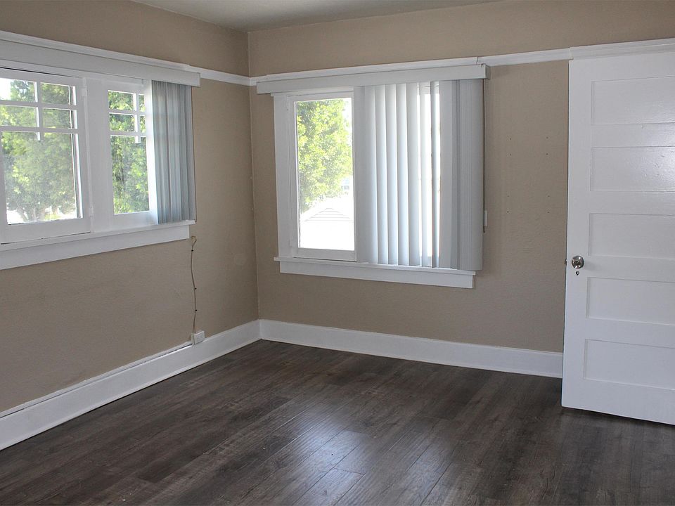 1st image of 909 Locust Ave #915.5