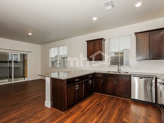 4th image of 21439 S 231st St