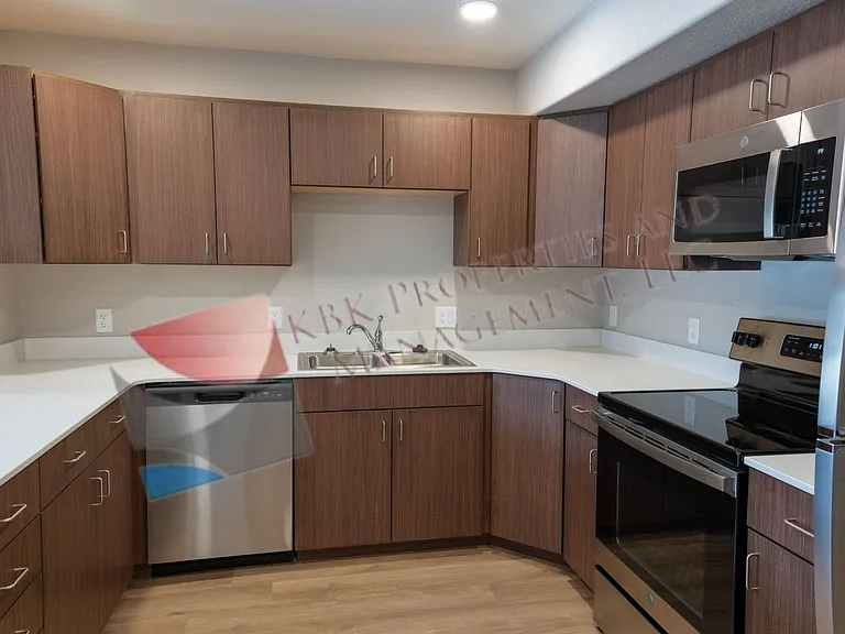 Timberview Apartments — Photo 3