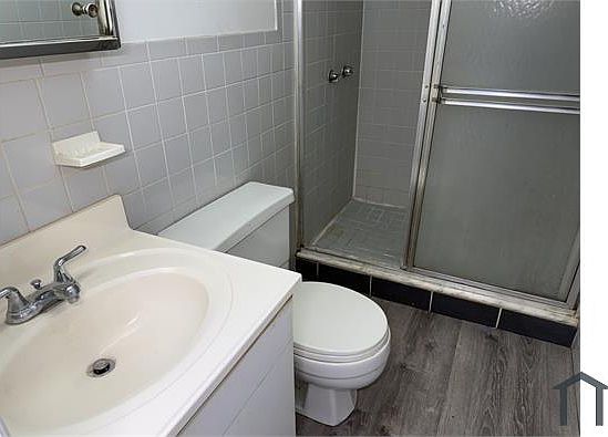 4th image of 9406 128th Ave