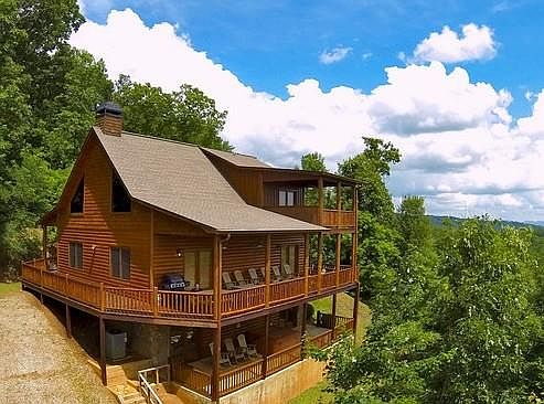 1st image of 499 Raven Ridge Cir