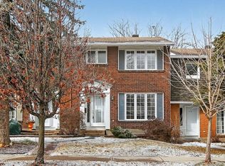 1377 Cahill Dr, Ottawa, ON K1V8V6