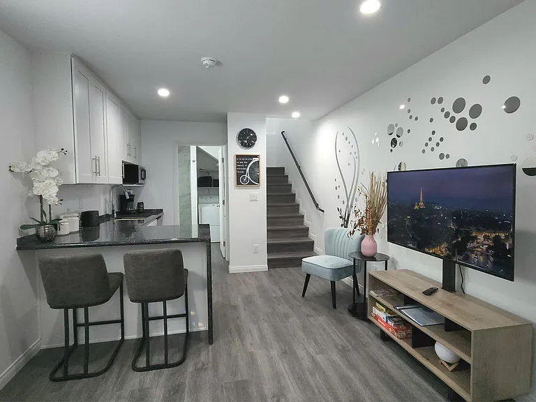 2910 Lincoln Park Ave — Photo 22