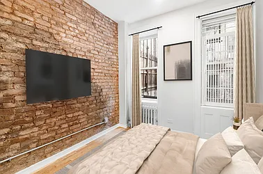 Rented by SR8 REALTY LLC