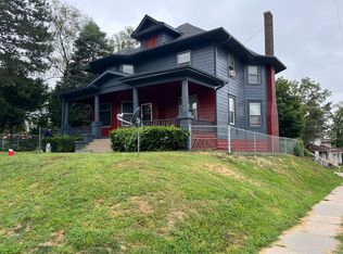 140 N 42nd St #UF4, Omaha, NE 68131