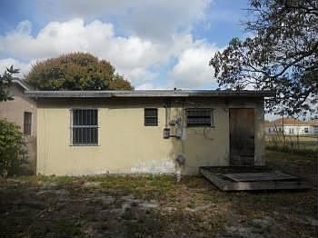 2nd image of 2140 NW 3rd St