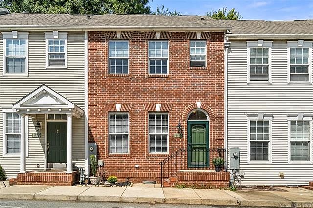 1st image of 21331 Pine St