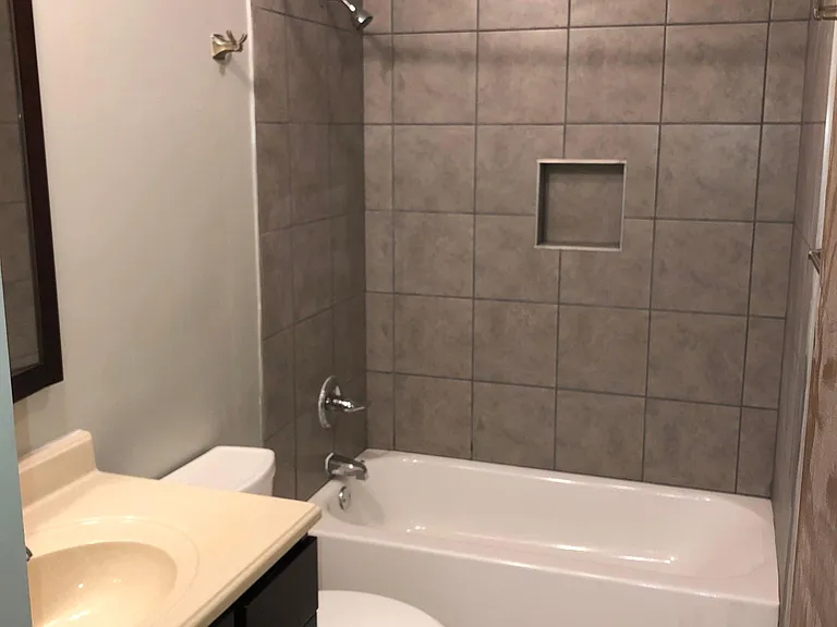 2255 W Clemmonsville Rd — Photo 13