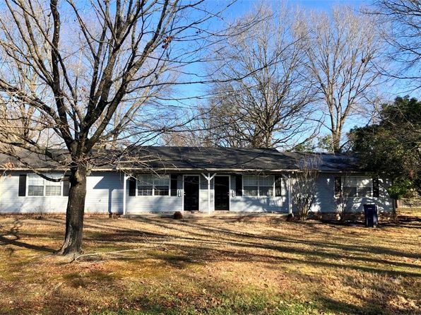 701-703 E 11th St, Russellville, AR 72801