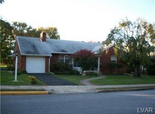 33-37 Spruce St, Emmaus, PA 18049