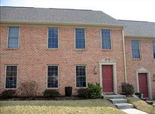 130 Hunters Ridge Dr, Harrisburg, PA 17110