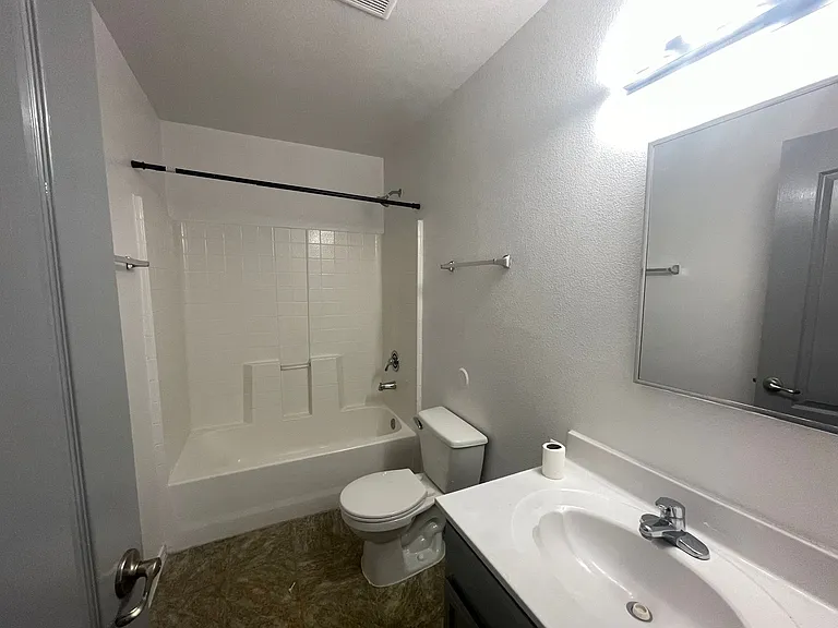 14304 Gil Reyes Dr #D — Photo 16