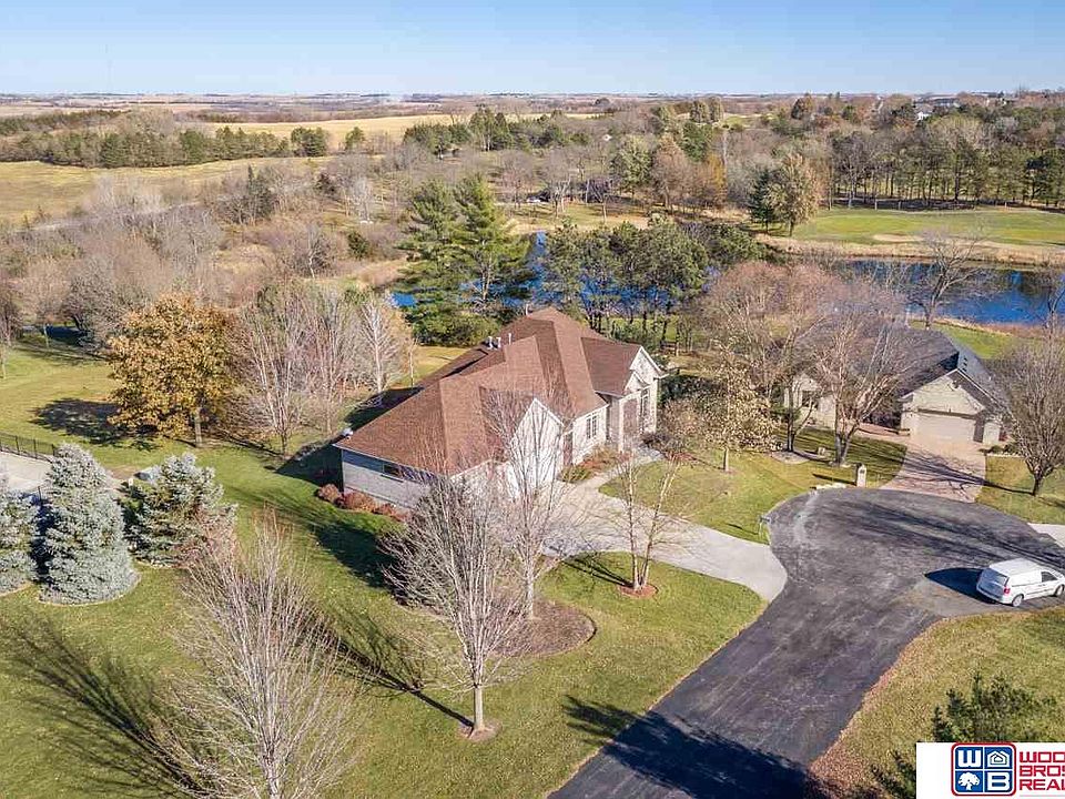 1st image of 21402 Primrose Ct