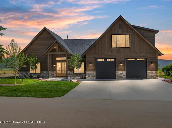 231 Desert Fox Ln, Victor, ID 83455