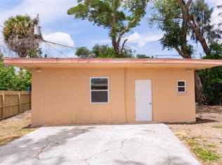 902 Marshall St, Clearwater, FL 33755