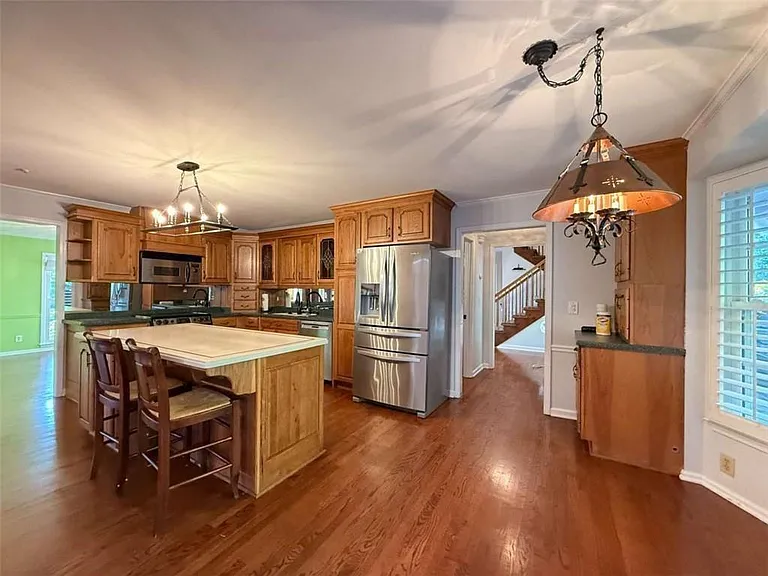 8710 Mount Rushmore Dr — Photo 3