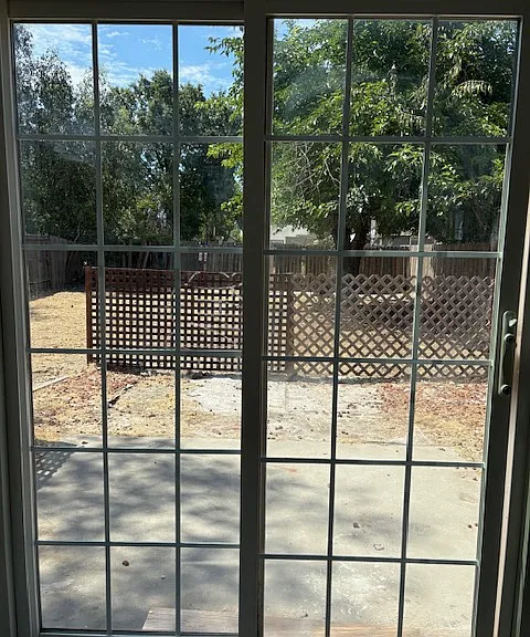 South Ave — Photo 17