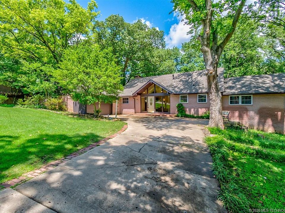 1st image of 1718 Skyline Dr