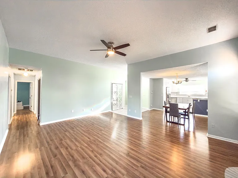 1413 White Ibis Ct — Photo 2
